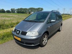 Grijs Gebruikt 2009 Seat Alhambra Stylance MPV | € 1.999 (Super prijs)