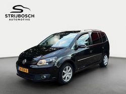 Zwart Gebruikt 2012 VW Touran Highline MPV | € 6.990 (Goede deal)