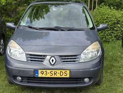 Grijs Gebruikt 2006 Renault Mégane II MPV | € 1.500 (Eerlijke prijs)