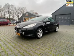 Zwart, metallic lak Gebruikt 2005 Peugeot 307 CC Cabriolet | € 2.199 (Eerlijke prijs)