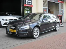 Blauw Gebruikt 2015 Audi A5 Sport Coupé | € 16.950