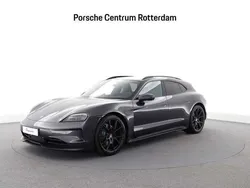 Vulkaangrijs metallic Gebruikt 2024 Porsche Taycan Sport Turismo Sedan | € 124.900