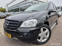 Zwart Gebruikt 2006 Mercedes ML350 SUV | € 9.900 (Goede deal)
