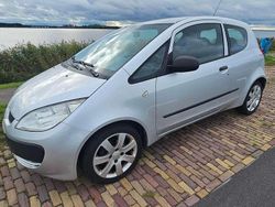 Zilver Gebruikt 2008 Mitsubishi Colt Hatchback | € 1.649 (Eerlijke prijs)