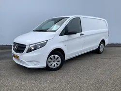 Wit Gebruikt 2020 Mercedes Vito MPV | € 17.950