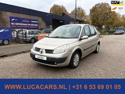 Beige Gebruikt 2006 Renault Scénic II Dynamique MPV | € 1.095 (Goede deal)