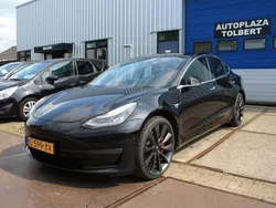 Zwart Gebruikt 2019 Tesla Model 3 Performance Sedan | € 17.950 (Eerlijke prijs)