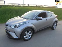 Grijs Gebruikt 2017 Toyota C-HR SUV | € 16.450 (Eerlijke prijs)