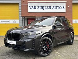 Zwart (metallic) Gebruikt 2025 BMW X5 M Sport SUV | € 99.950 (Eerlijke prijs)