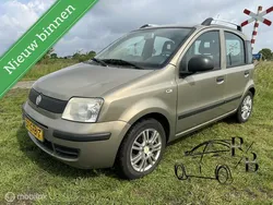 Beige, metallic lak Gebruikt 2011 Fiat Panda Active Hatchback | € 1.899 (Goede deal)