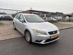 Grijs Gebruikt 2014 Seat Leon ST Business Stationwagen | € 4.850