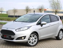 Grijs Gebruikt 2014 Ford Fiesta Style Hatchback | € 6.999 (Eerlijke prijs)