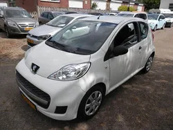 Wit Gebruikt 2009 Peugeot 107 Hatchback | € 1.799 (Goede deal)