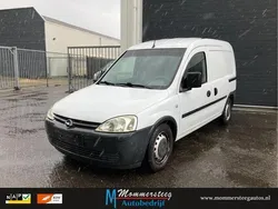 Wit Gebruikt 2008 Opel Combo MPV | € 990