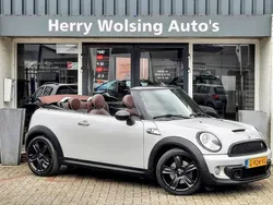 Grijs, metallic lak Gebruikt 2011 Mini Cooper S Cabriolet Cabriolet | € 10.999 (Iets duurder)