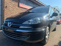 Zwart Gebruikt 2011 Peugeot 807 MPV | € 5.000