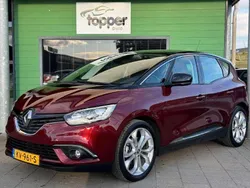 Rood, metallic lak Gebruikt 2017 Renault Scénic IV Zen MPV | € 11.949 (Super prijs)