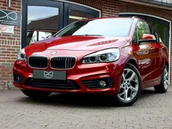 Rood Gebruikt 2016 BMW 220 Active Tourer MPV | € 17.900 (Eerlijke prijs)