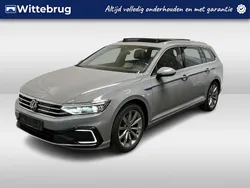 Grijs Gebruikt 2022 VW Passat Business Stationwagen | € 24.950 (Eerlijke prijs)