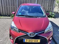 Gebruikt 2015 Toyota Yaris Comfort Sedan | € 8.750 (Eerlijke prijs)