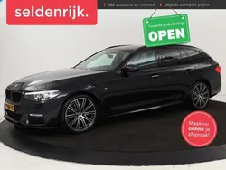 Zwart, metallic lak Gebruikt 2017 BMW 520 M Sport Stationwagen | € 21.900 (Duur)