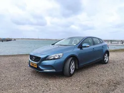 Blauw Gebruikt 2013 Volvo V40 R-Design Stationwagen | € 9.450 (Super prijs)