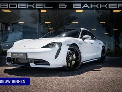 Wit Gebruikt 2020 Porsche Taycan Turbo Sedan | € 65.245