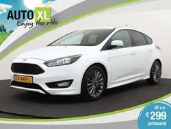 Wit Gebruikt 2018 Ford Focus Titanium Hatchback | € 11.940 (Iets duurder)
