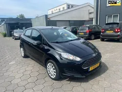 Zwart Gebruikt 2014 Ford Fiesta Style Hatchback | € 3.499 (Eerlijke prijs)