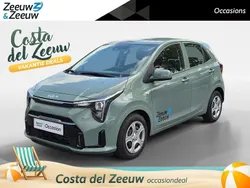 Adventurous green Nieuw 2025 Kia Picanto Hatchback | € 20.445 (Eerlijke prijs)