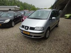 Grijs Gebruikt 2006 Seat Alhambra Reference MPV | € 1.995 (Eerlijke prijs)