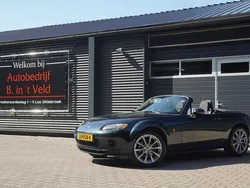 Groen, metallic lak Gebruikt 2006 Mazda MX5 Exclusive Cabriolet | € 6.450 (Goede deal)