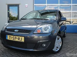 Grijs Gebruikt 2006 Ford Fiesta Futura Hatchback | € 1.400 (Eerlijke prijs)
