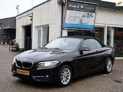 Zwart Gebruikt 2015 BMW 220 Executive Cabriolet | € 18.450