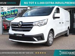 Blanc glacier (369) Gebruikt 2022 Renault Trafic Van | € 18.400 (Eerlijke prijs)