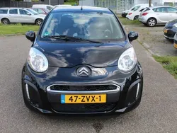 Zwart, metallic lak Gebruikt 2013 Citroën C1 Hatchback | € 4.750 (Eerlijke prijs)