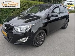 Zwart Gebruikt 2015 Hyundai i20 GO! Hatchback | € 5.950 (Eerlijke prijs)