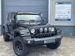 Zwart Gebruikt 2011 Jeep Wrangler Unlimited Sahara SUV | € 24.999 (Eerlijke prijs)