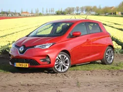 Rood Gebruikt 2021 Renault Zoe Intens Hatchback | € 13.950 (Goede deal)