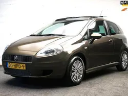 Bruin Gebruikt 2009 Fiat Grande Punto Lusso Hatchback | € 3.945 (Duur)