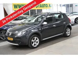 Grijs Gebruikt 2011 Dacia Sandero Stepway Hatchback | € 3.444