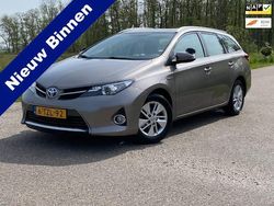 Bruin Gebruikt 2014 Toyota Auris Touring Sports Stationwagen | € 11.988 (Duur)