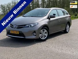 Bruin Gebruikt 2014 Toyota Auris Touring Sports Stationwagen | € 11.988 (Iets duurder)