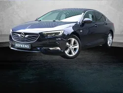 Blauw Gebruikt 2020 Opel Insignia Executive Hatchback | € 24.795 (Eerlijke prijs)