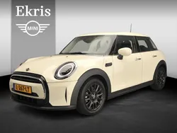 Wit Gebruikt 2021 Mini ONE Hatchback | € 17.900 (Eerlijke prijs)