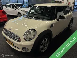 Wit Gebruikt 2007 Mini ONE Hatchback | € 2.949 (Eerlijke prijs)