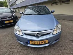 Blauw Gebruikt 2005 Opel Tigra Enjoy Cabriolet | € 1.500 (Goede deal)