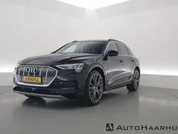 Zwart Gebruikt 2018 Audi e-tron Advanced Plus SUV | € 29.900 (Iets duurder)