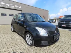 Zwart Gebruikt 2010 Suzuki Swift GL Sedan | € 2.700