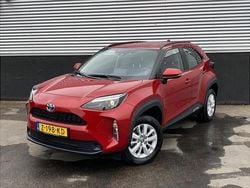 Rood Gebruikt 2024 Toyota Yaris Cross Active SUV | € 29.248 (Eerlijke prijs)